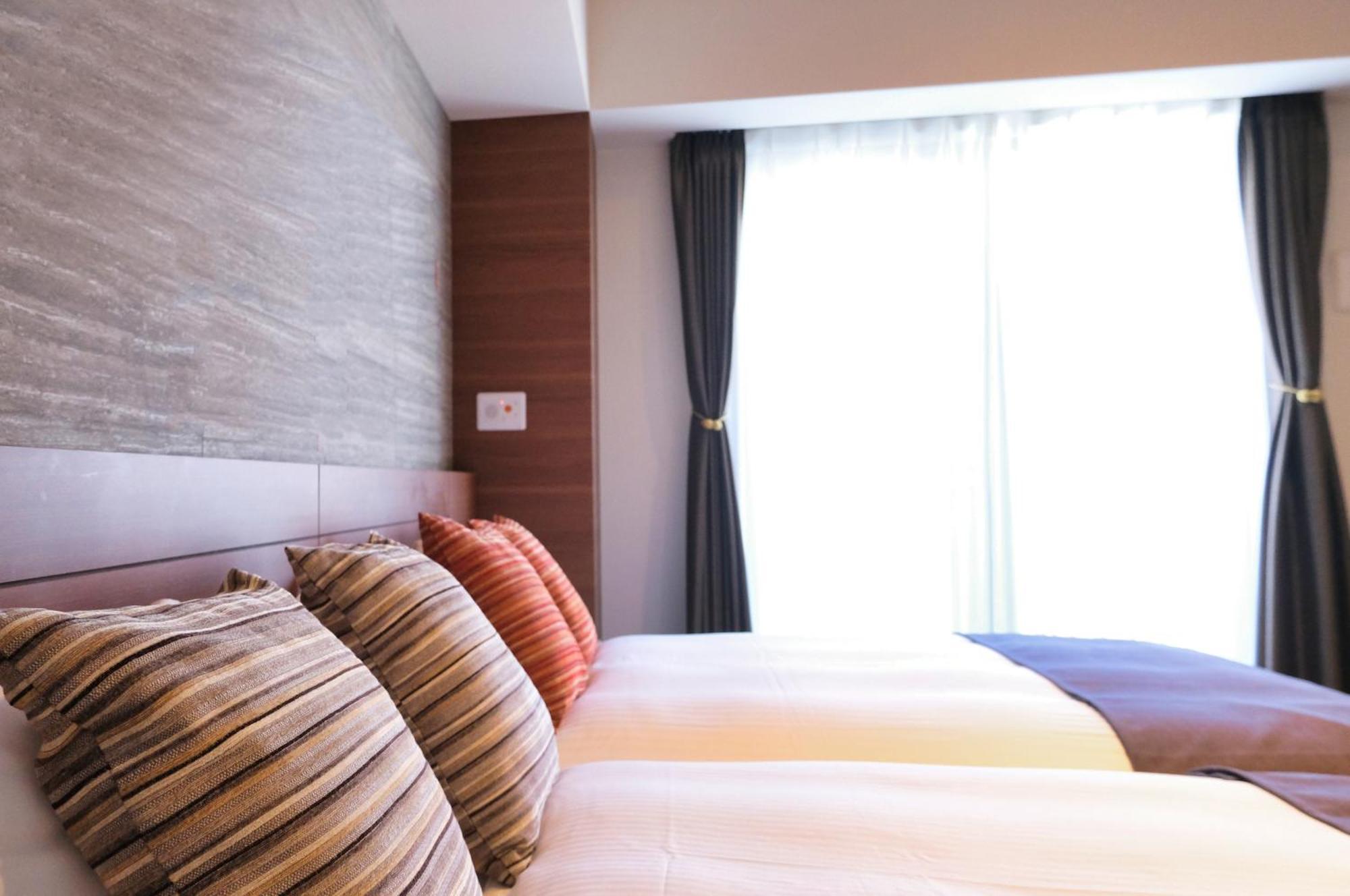 Luxcare Hotel Osaka Exterior photo