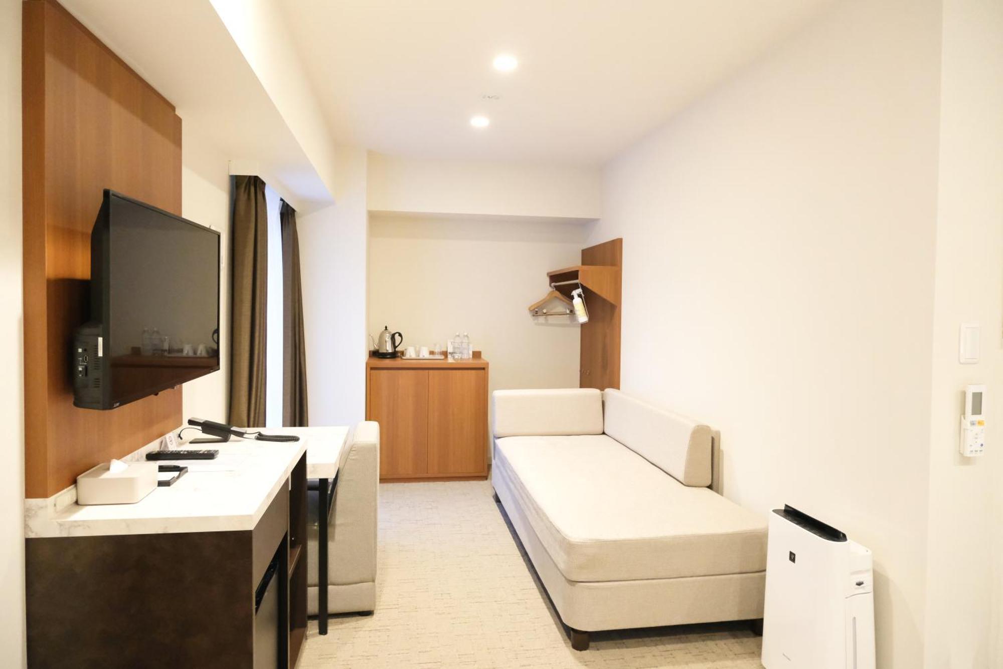Luxcare Hotel Osaka Exterior photo